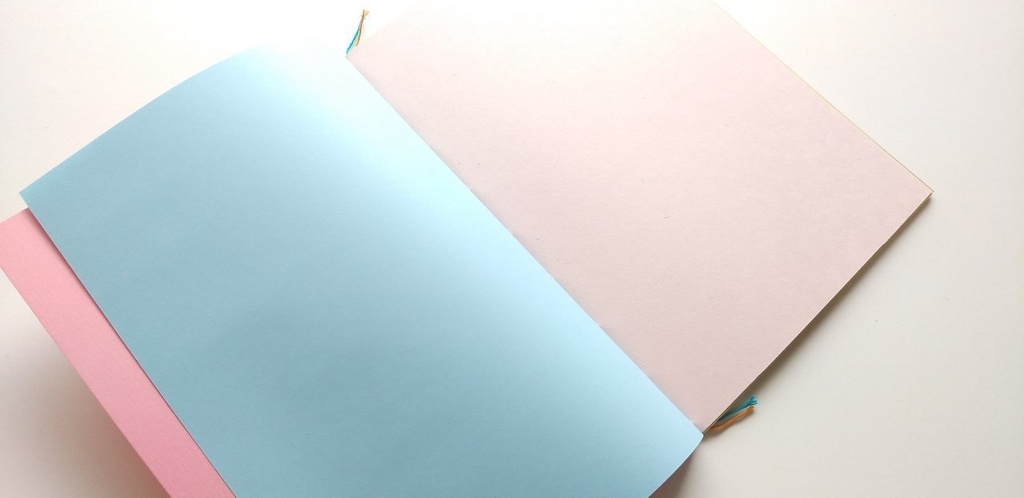 A5ノート【薄手 Re.】「ブカッコーなスキップ B」紙たくさんノート!