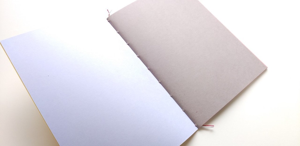 A5ノート【薄手 Re.】「彩に宿る」紙たくさんノート!