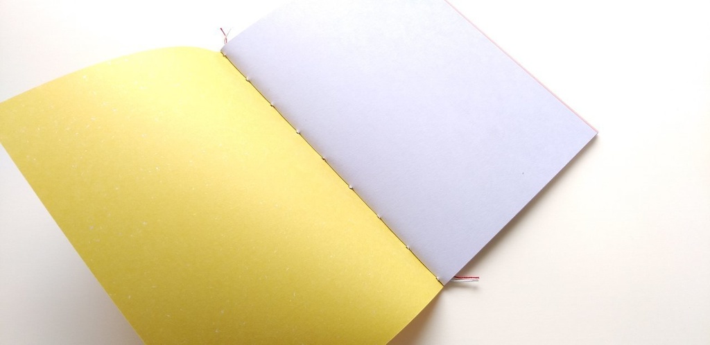 A5ノート【薄手 Re.】「彩に宿る」紙たくさんノート!