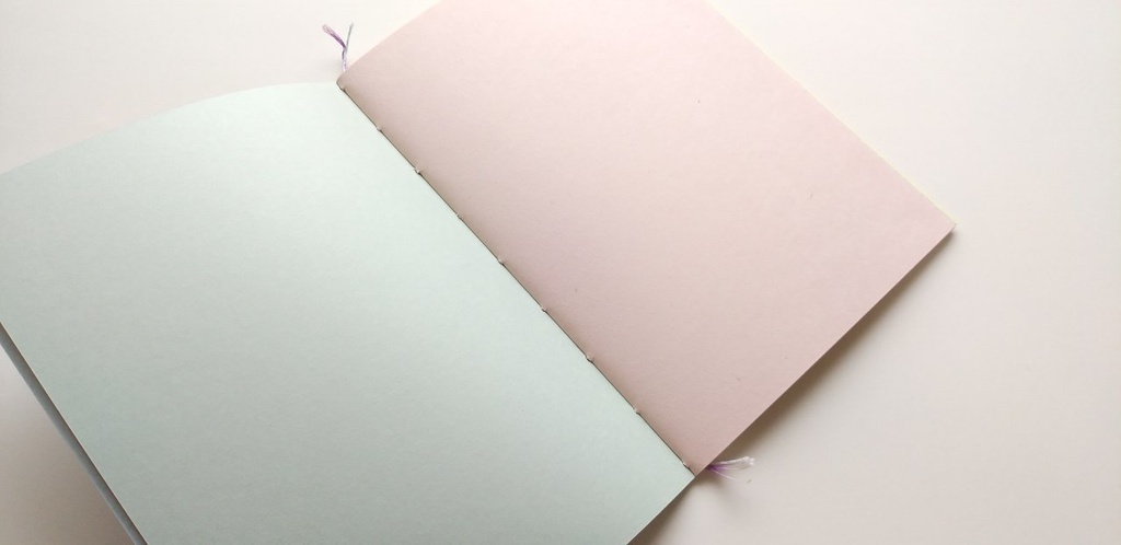 A5ノート【薄手 Re.】「空に逢ひ B」紙たくさんノート!