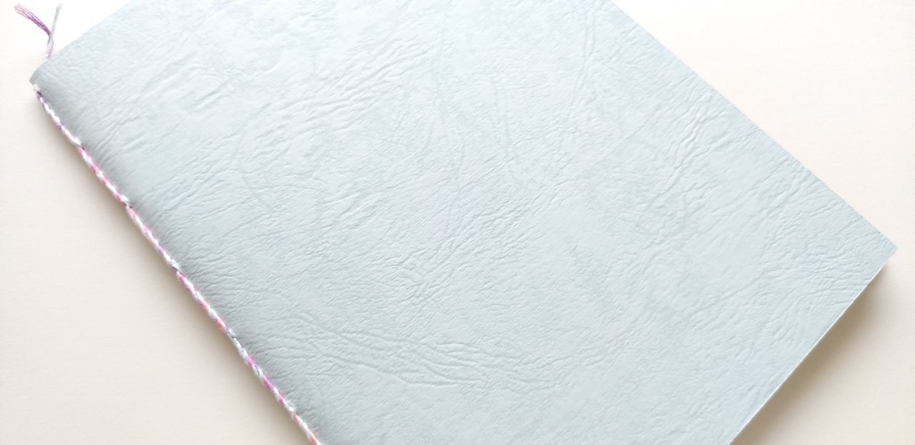 A5ノート【薄手 Re.】「空に逢ひ B」紙たくさんノート!