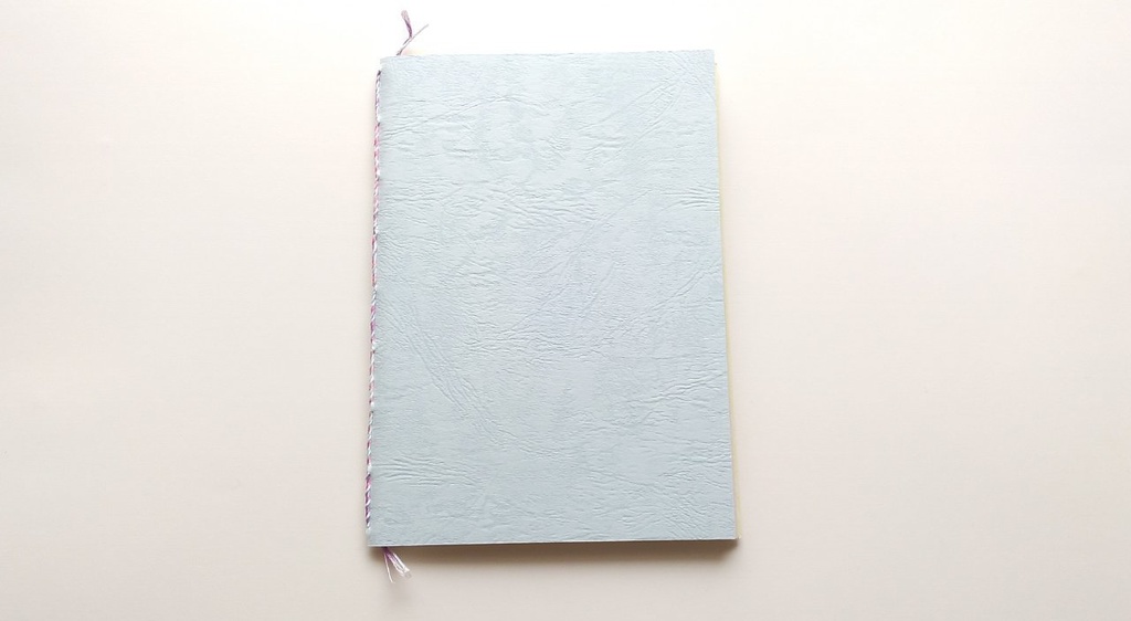 A5ノート【薄手 Re.】「空に逢ひ B」紙たくさんノート!