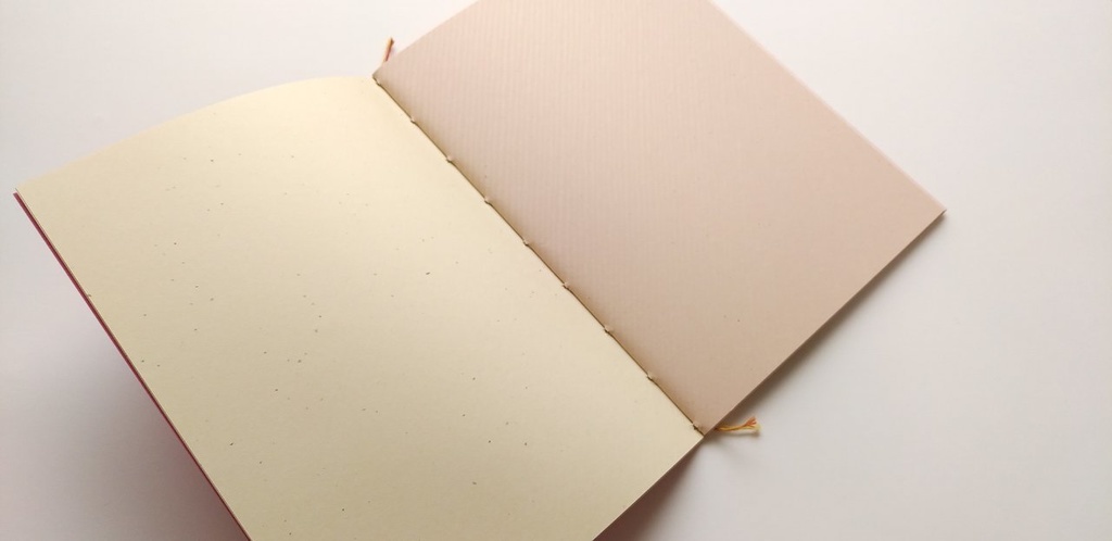 A5ノート【薄手 Re.】「憂いのひと B」紙たくさんノート!