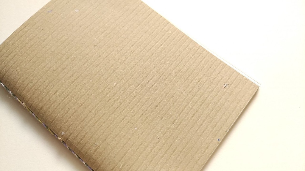 【Passport 64P】紙たくさん! 利休ブラウン+カラフル