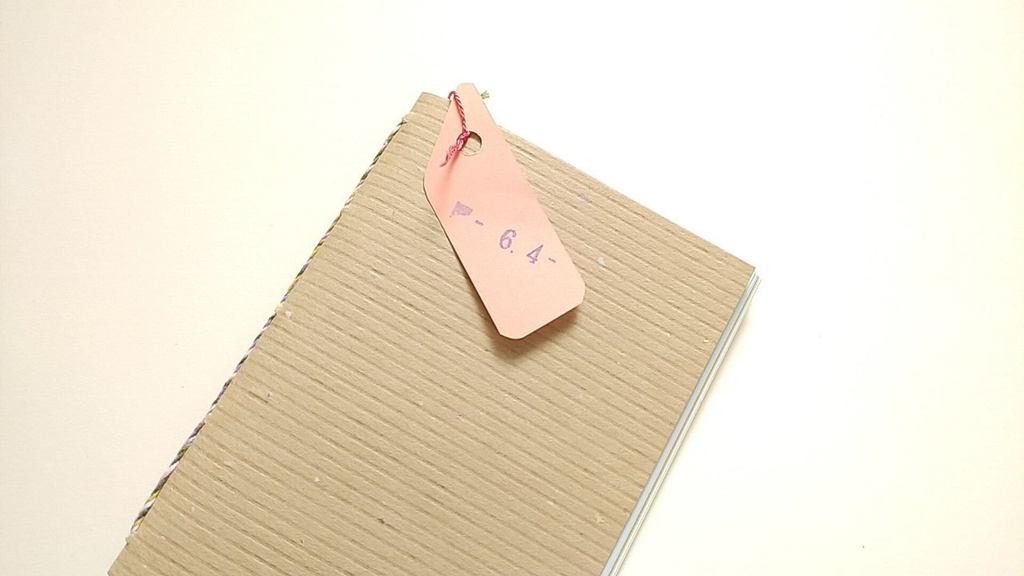 【Passport 64P】紙たくさん! 利休ブラウン+カラフル