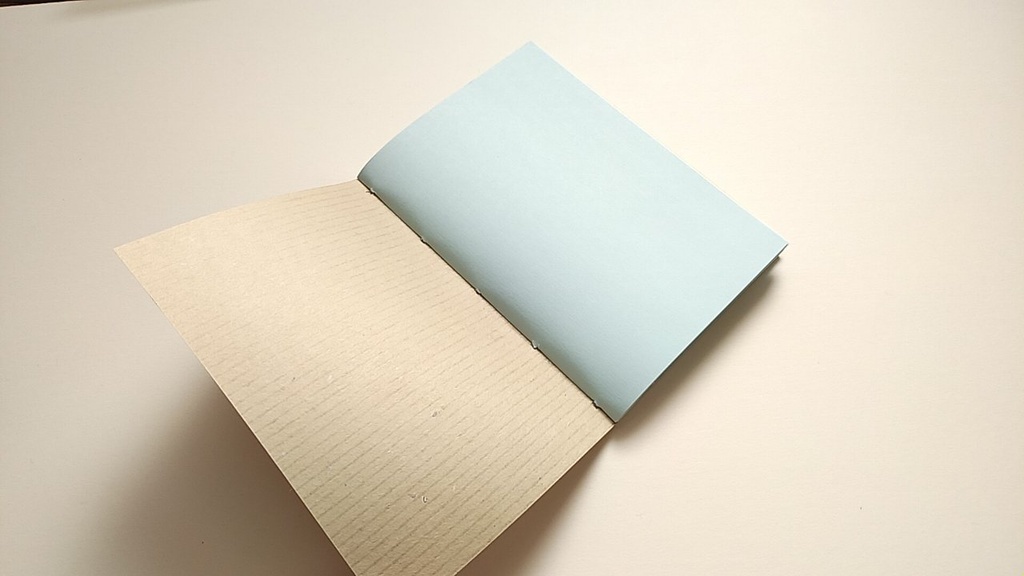 【Passport 64P】紙たくさん! 利休ブラウン+カラフル