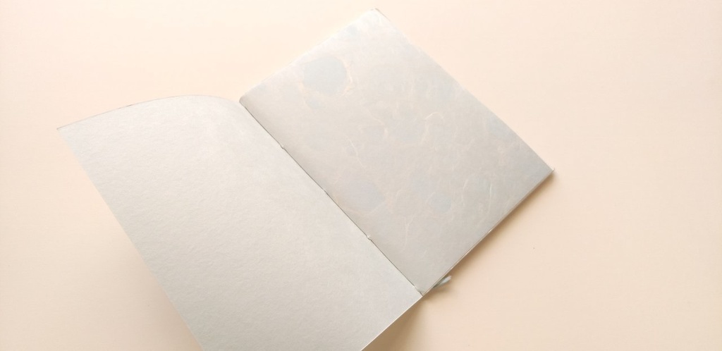 A6ノート “終わり”を知らぬ-海月-Ⅰ【紙たくさん!ノート】