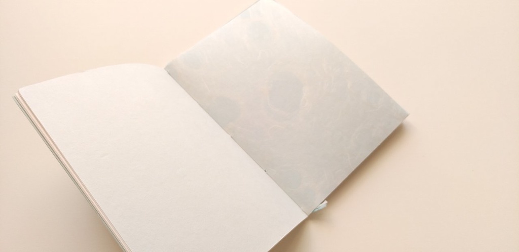 A6ノート “終わり”を知らぬ-海月-Ⅰ【紙たくさん!ノート】