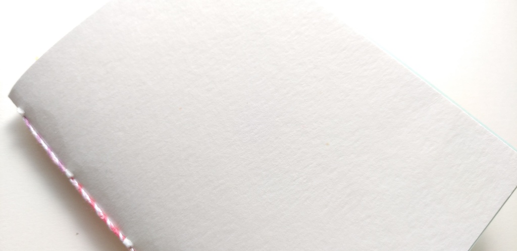 【Passport-厚紙- アサギ64P】紙たくさん! ポルカ白+アサギ