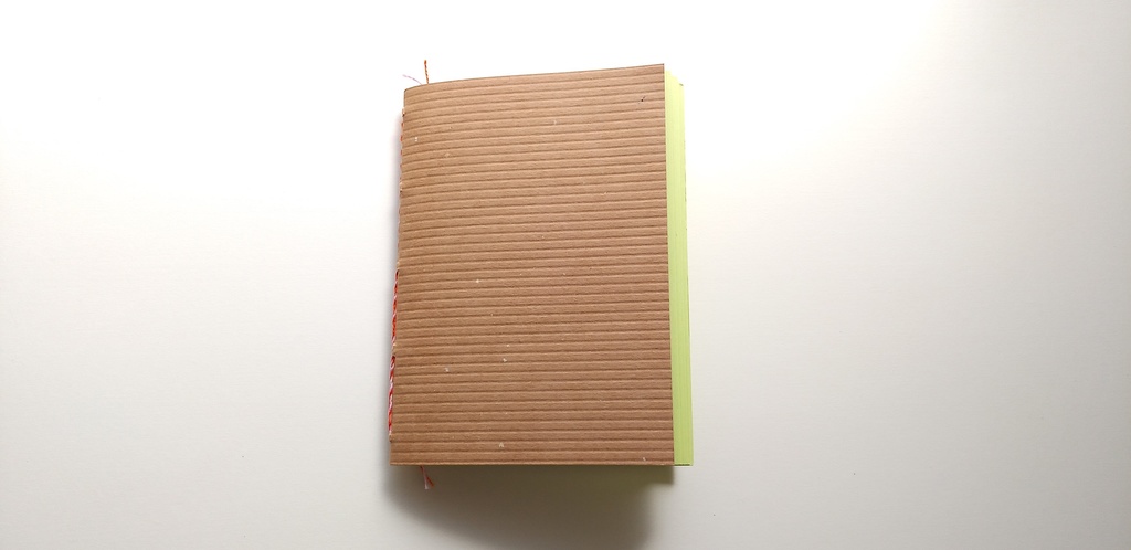 【Passport-厚紙- モエギ64P】紙たくさん! 新利休 茶+モエギ