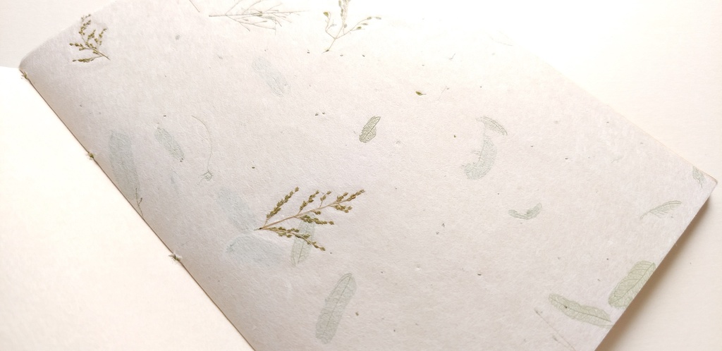 A6ノート「足元の1枚」【紙たくさん!ノート】