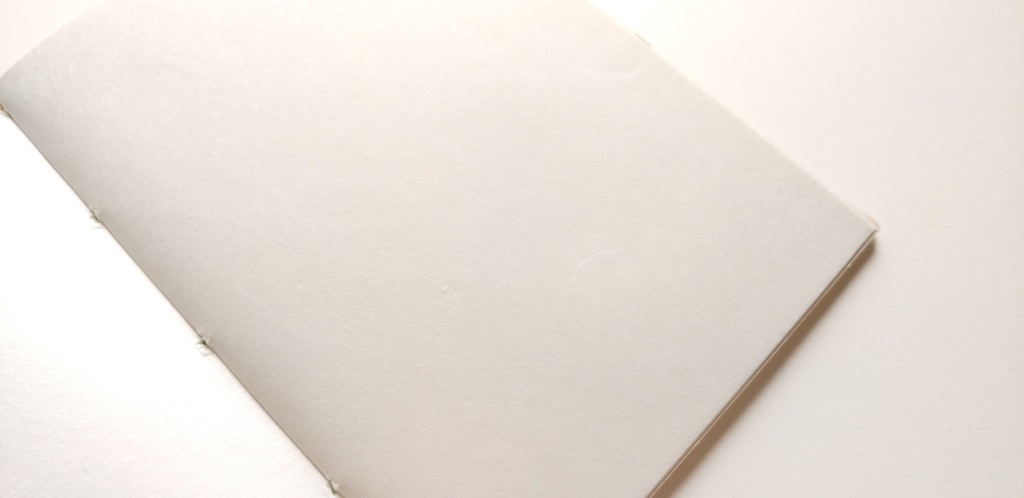 A6ノート「足元の1枚」【紙たくさん!ノート】