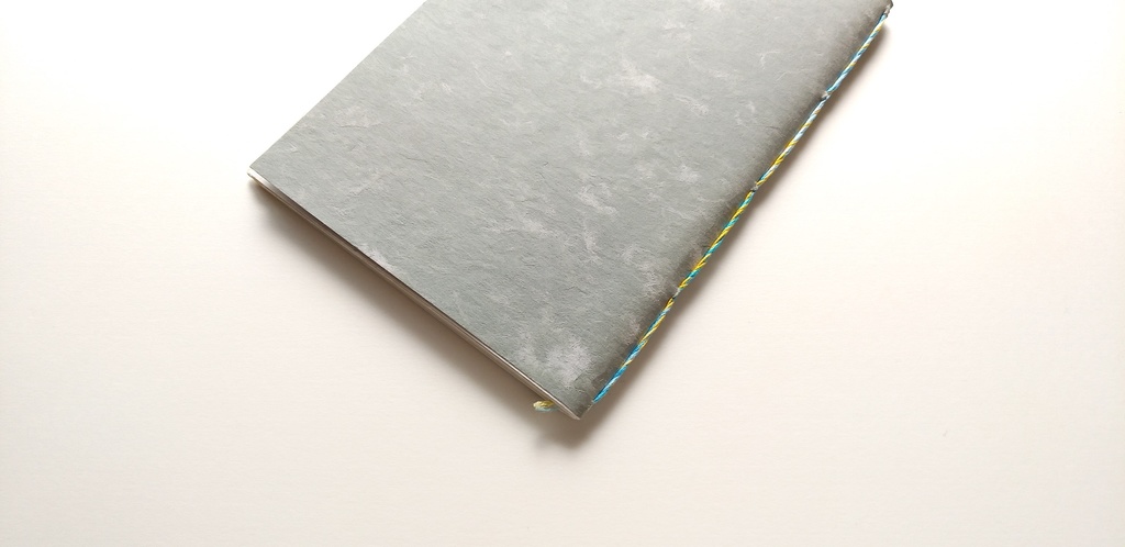 A6ノート「旧作もやくろ」★【紙たくさん!ノート】