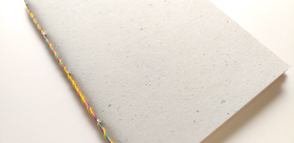 A6ノート「旧作モダニィ レアストレート」★【紙たくさん!ノート】