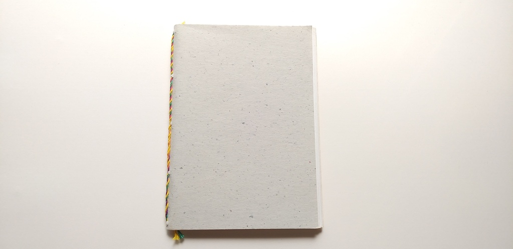 A6ノート「旧作モダニィ レアストレート」★【紙たくさん!ノート】