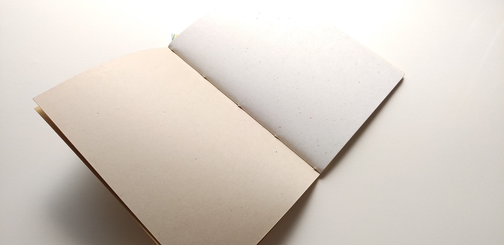 A6ノート「旧作バフン紙 からし色」★【紙たくさん!ノート】