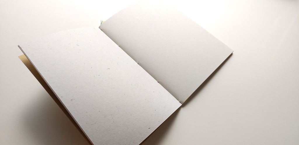 A6ノート「旧作バフン紙 からし色」★【紙たくさん!ノート】