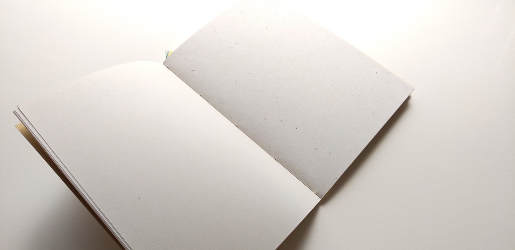 A6ノート「旧作バフン紙 からし色」★【紙たくさん!ノート】