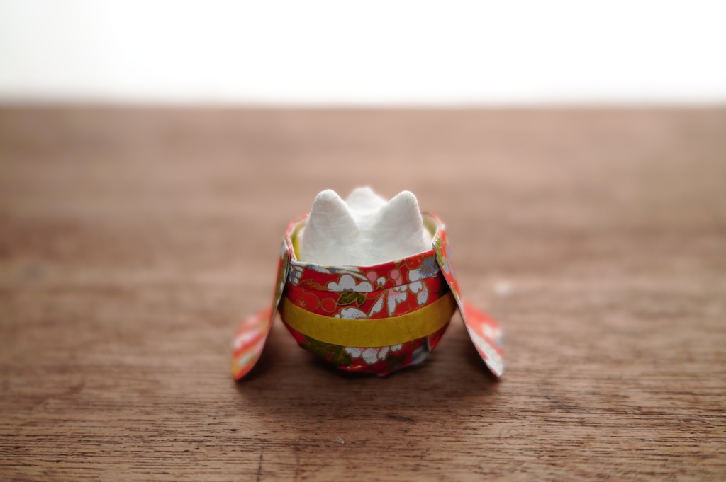 振り袖きつね張子人形 / Furisode fox Roly-Poly