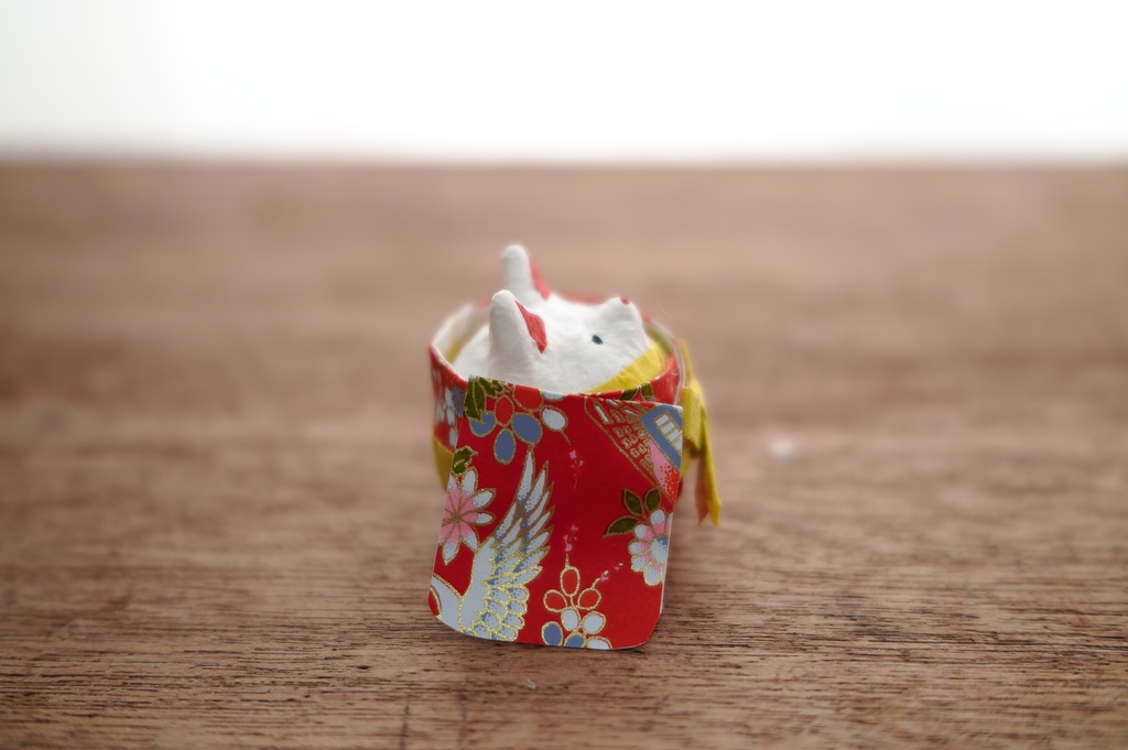 振り袖きつね張子人形 / Furisode fox Roly-Poly