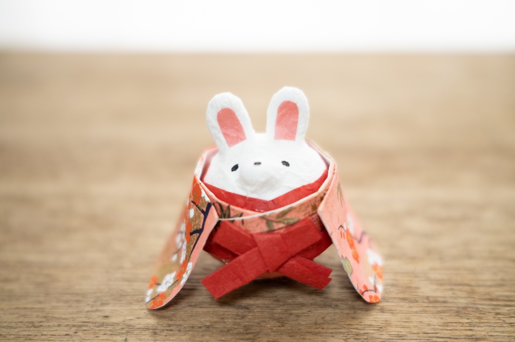振り袖うさぎ張子人形 / Furisode Bunny Roly-Poly