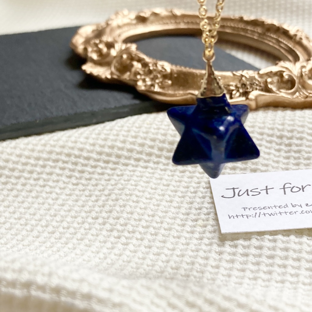 再頒追加▶︎天然石の星型八面体ネックレス