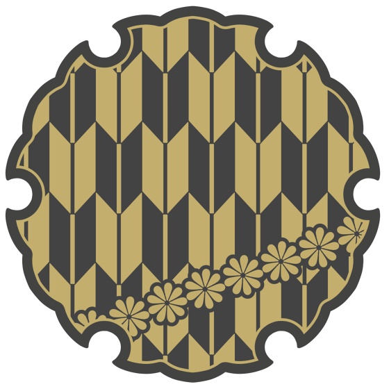 雪輪に矢羽と小花