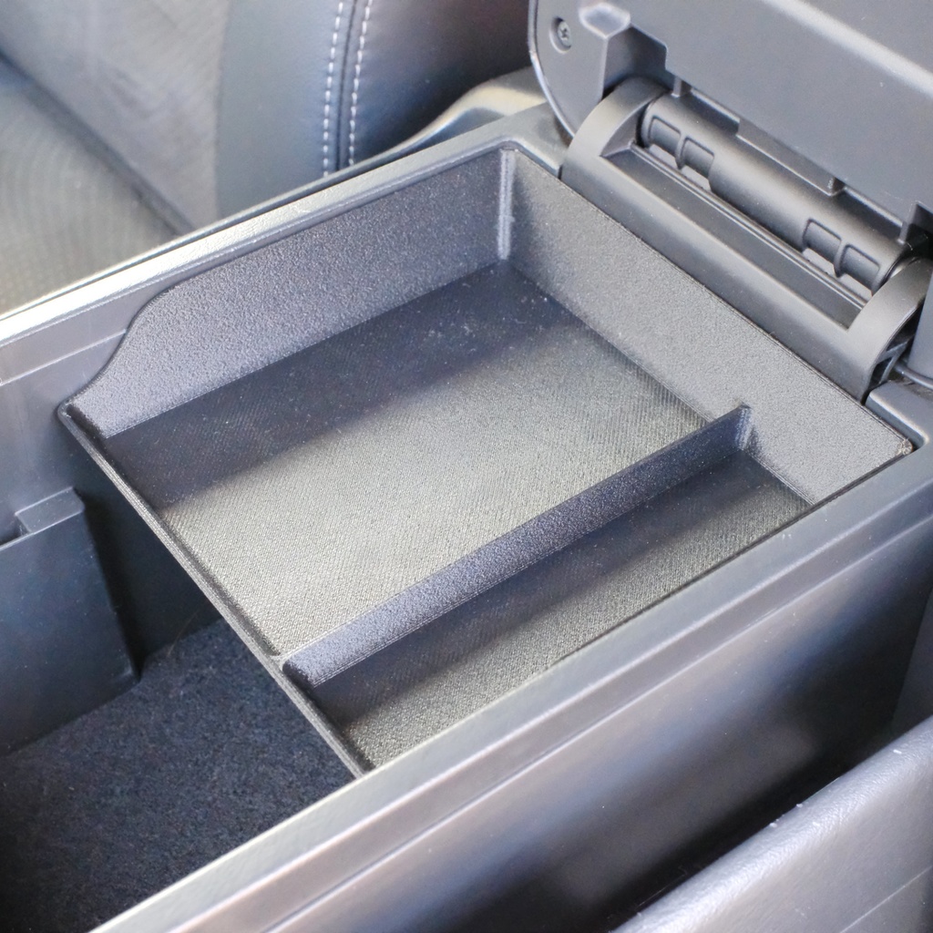 ハイエース センターコンソール用ハーフトレイ