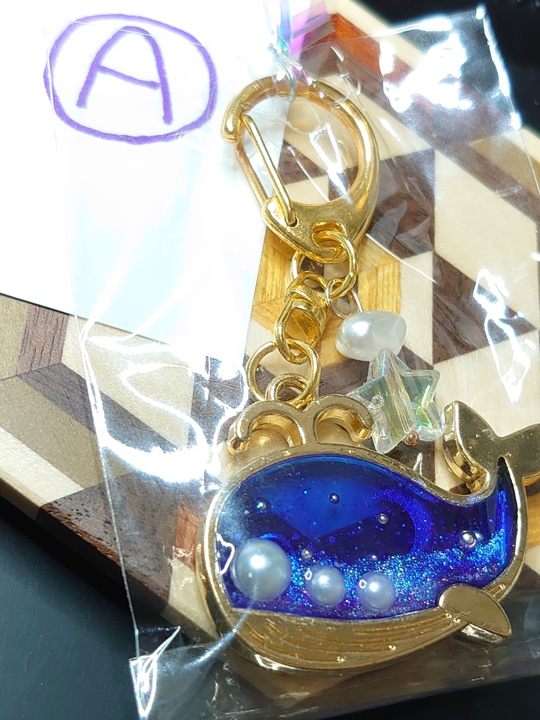 【キーホルダー】New Nightクジラさん