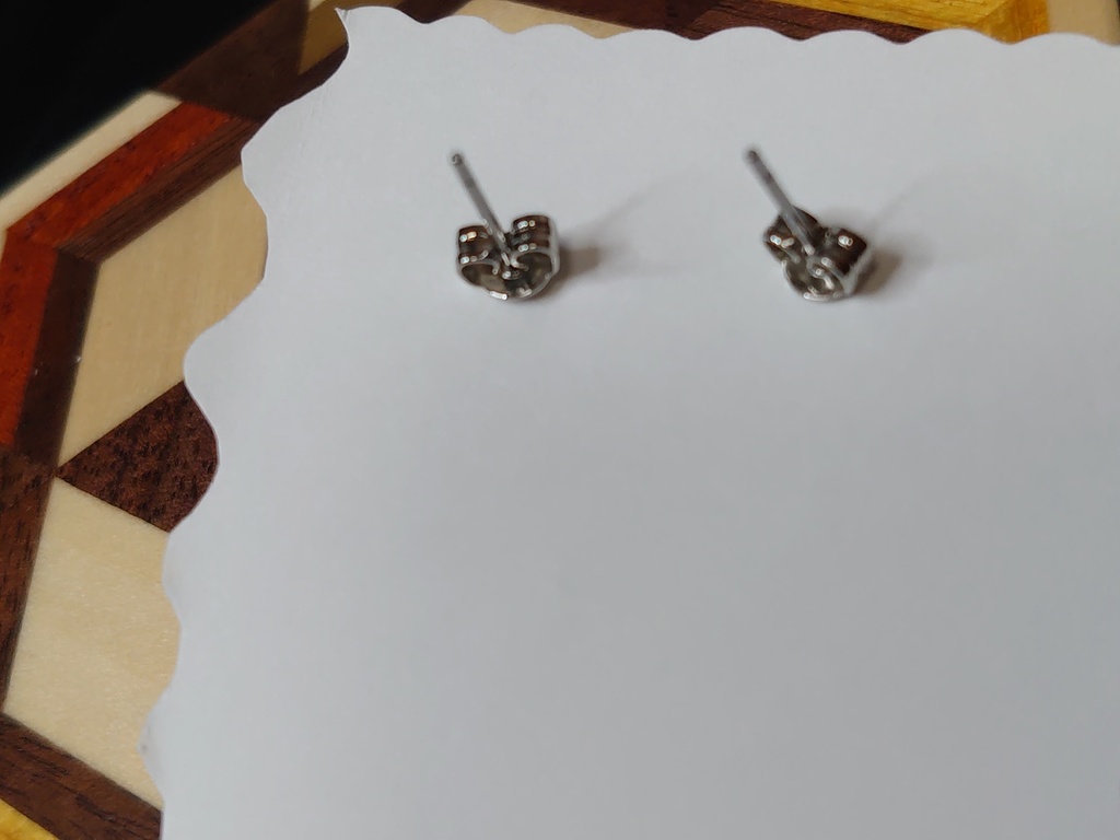 花の雫ピアス&イヤリング