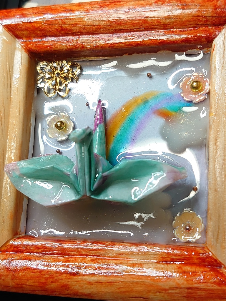 【額縁】虹をかける福鶴