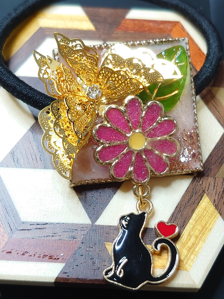 蝶と猫とお花と…なヘアゴム