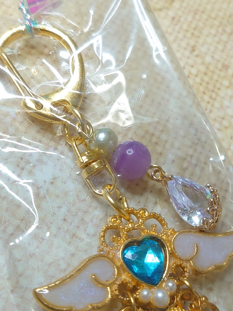 ひまわりの海とイルカの戯れ キーホルダー