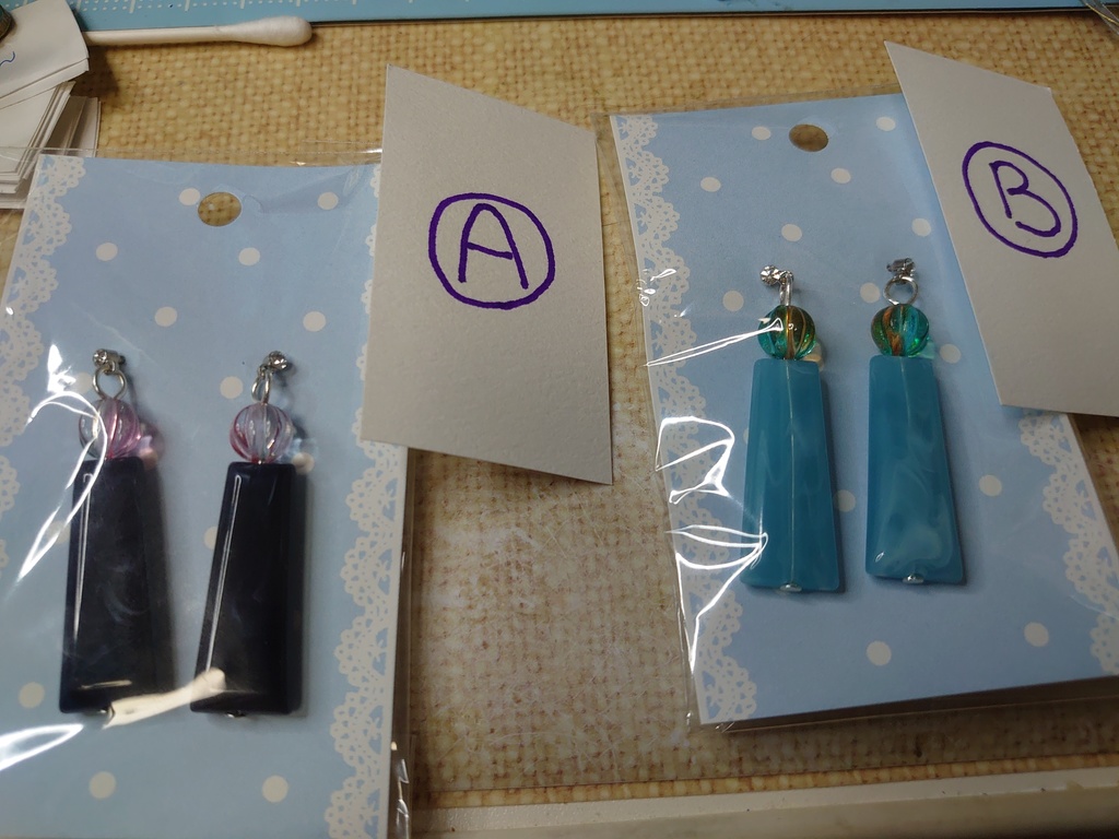涼しげピアス