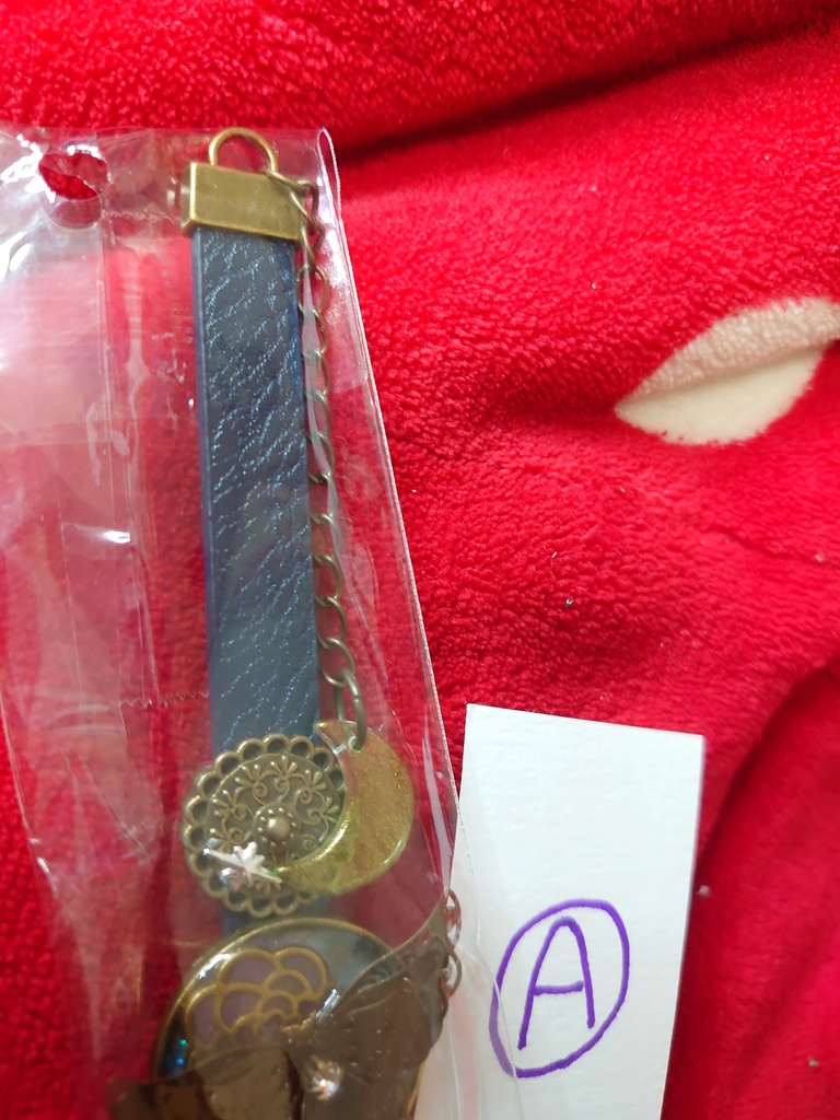 緑の月と花蝶 ブレスレット