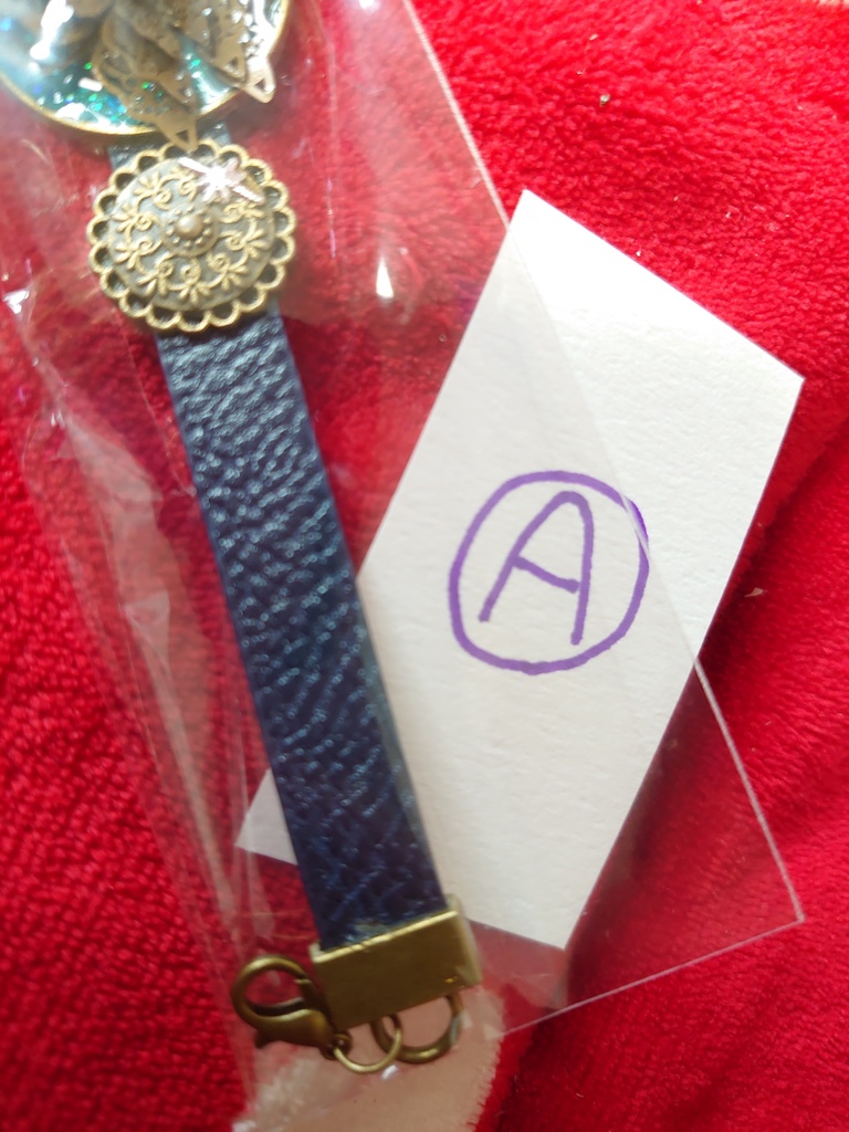 緑の月と花蝶 ブレスレット