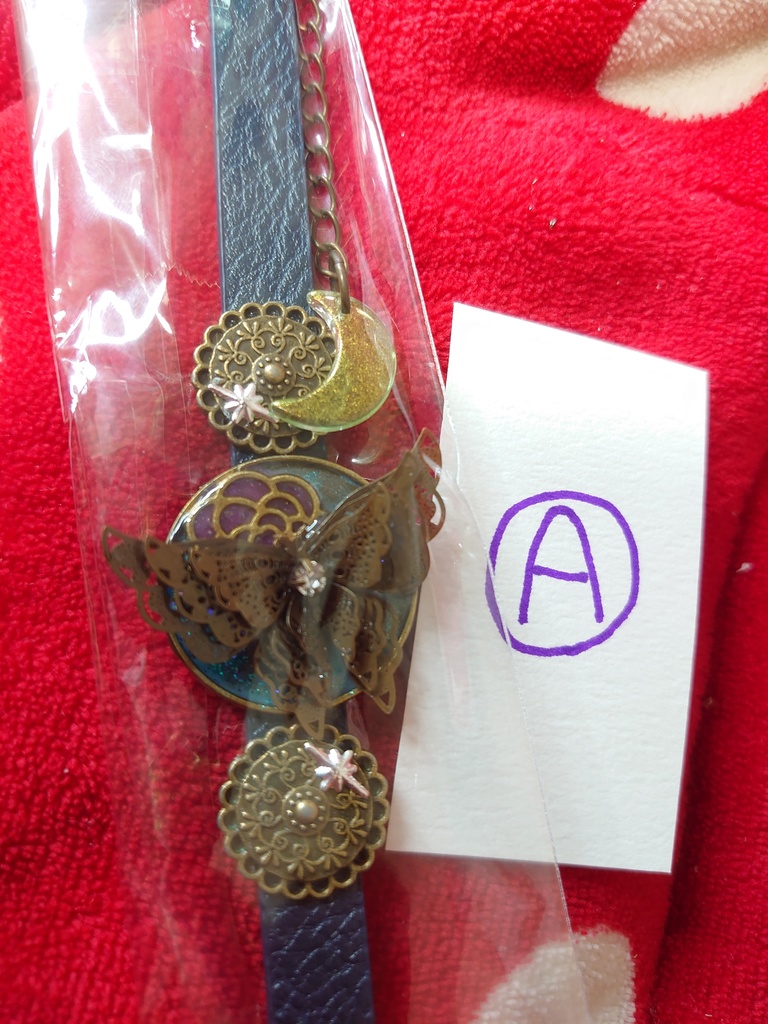 緑の月と花蝶 ブレスレット