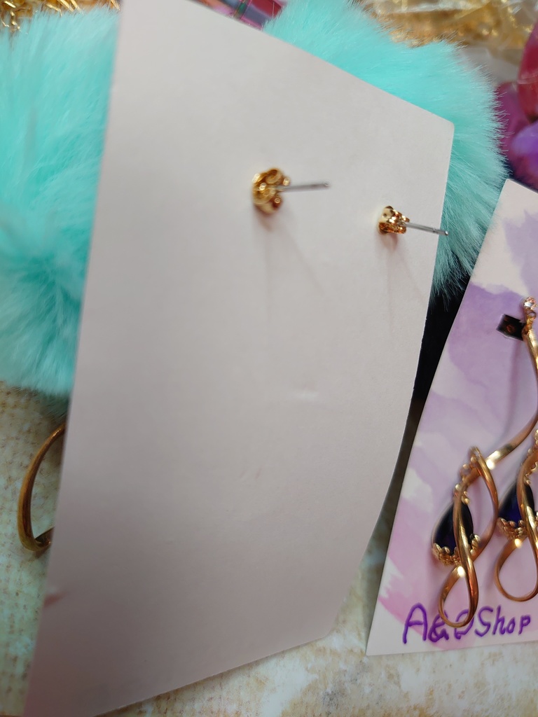 青い螺旋ピアス・イヤリング