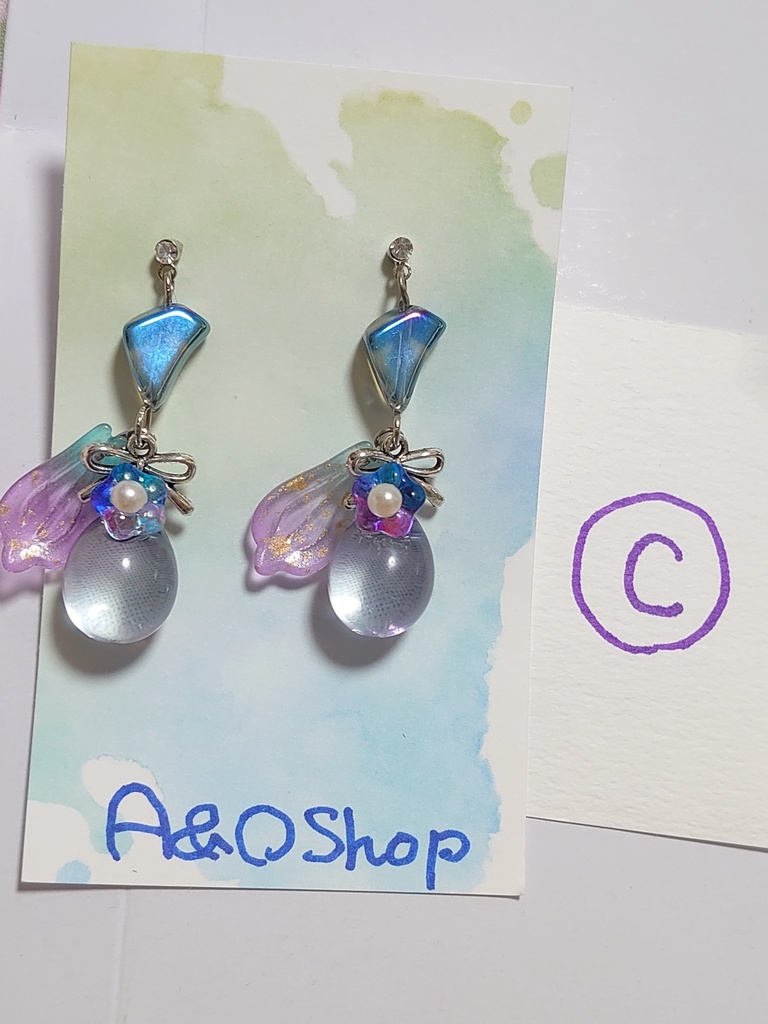 水玉と花びらイヤリング・ピアス