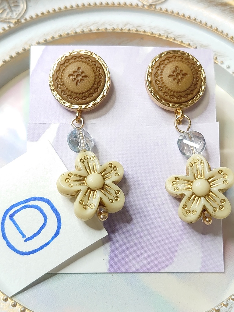 チェコビーズ イヤリング