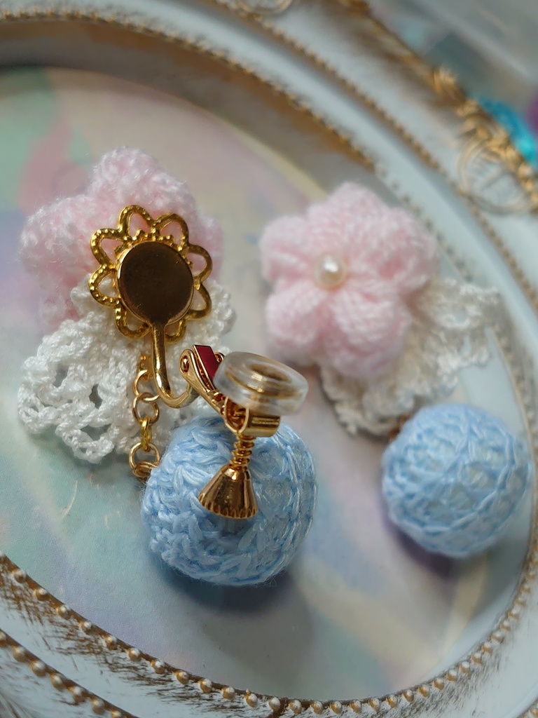 花とレースのイヤリング