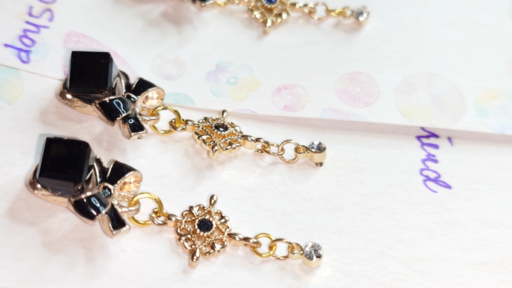 聖なる夜のプレゼント🎁ピアス(イヤリング交換可)