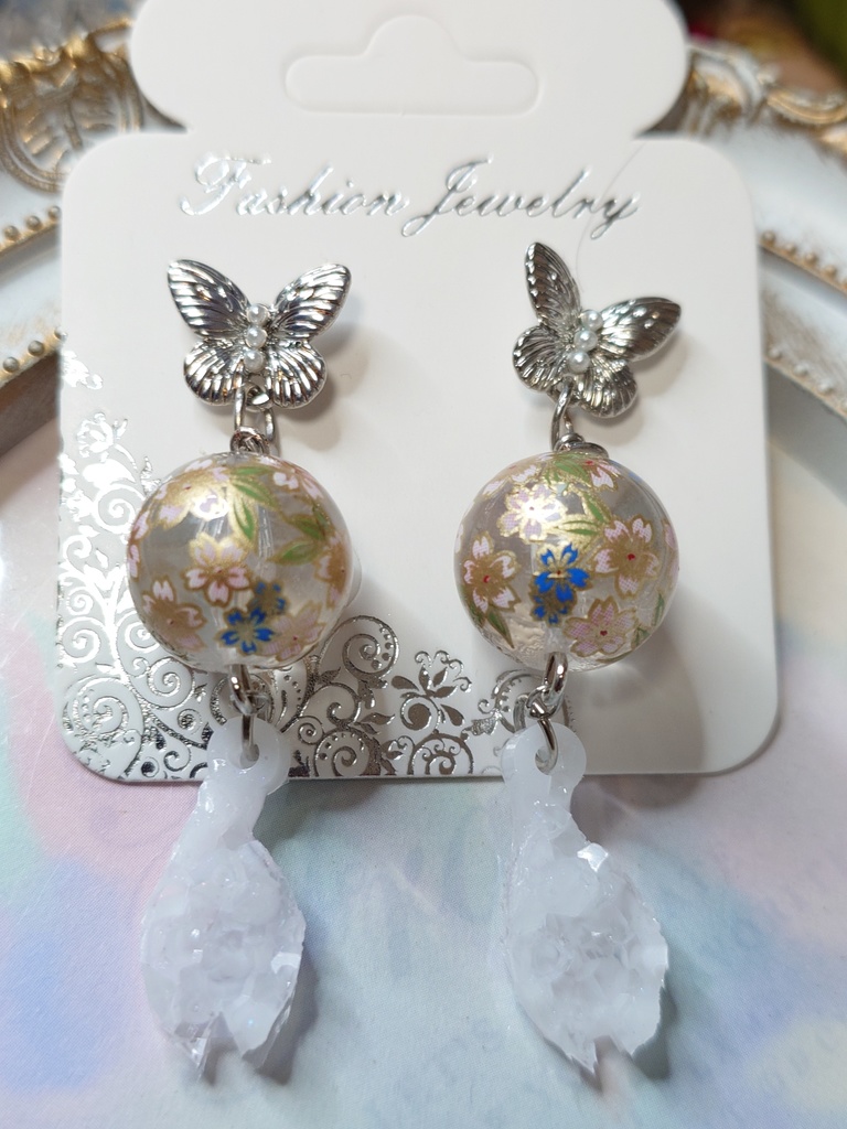 蝶と桜のピアス