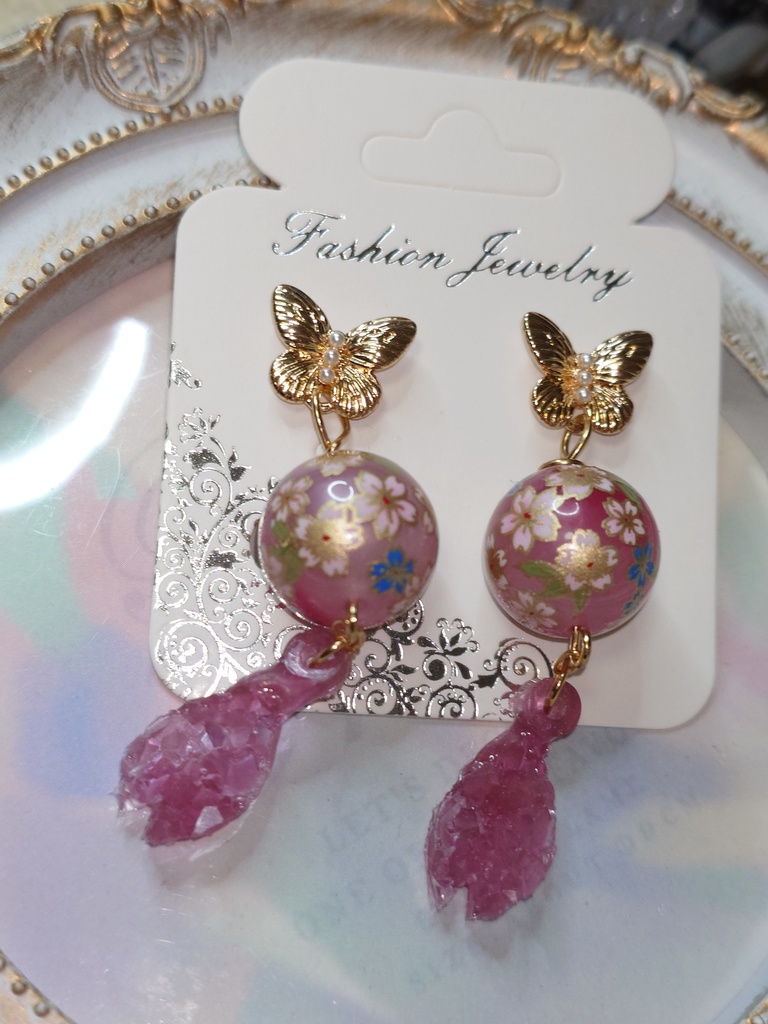 蝶と桜のピアス