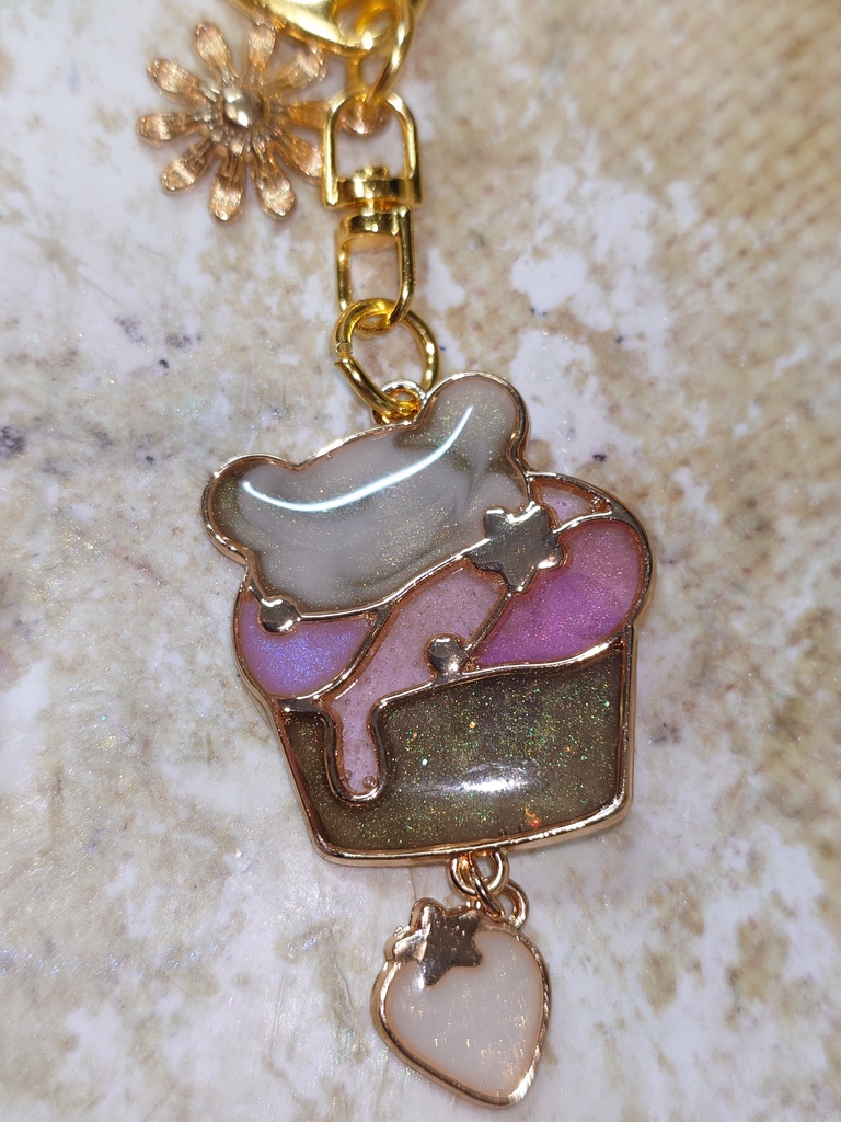 カップケーキキーホルダー(うさぎ、くま)