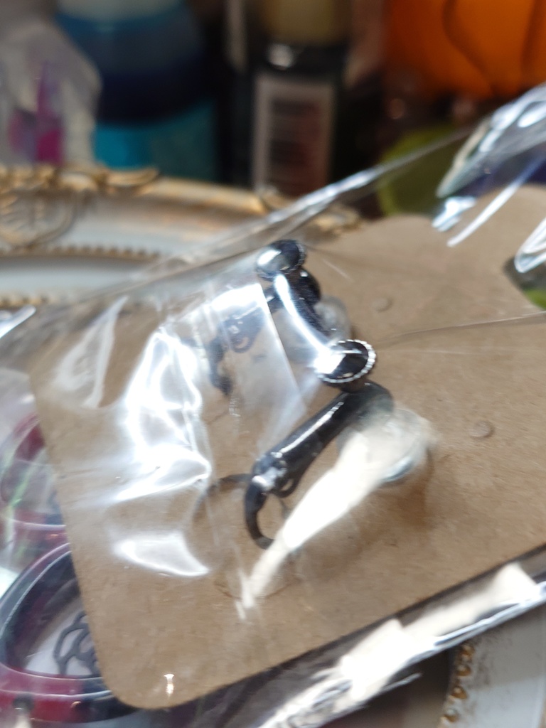 黒薔薇のイヤリング