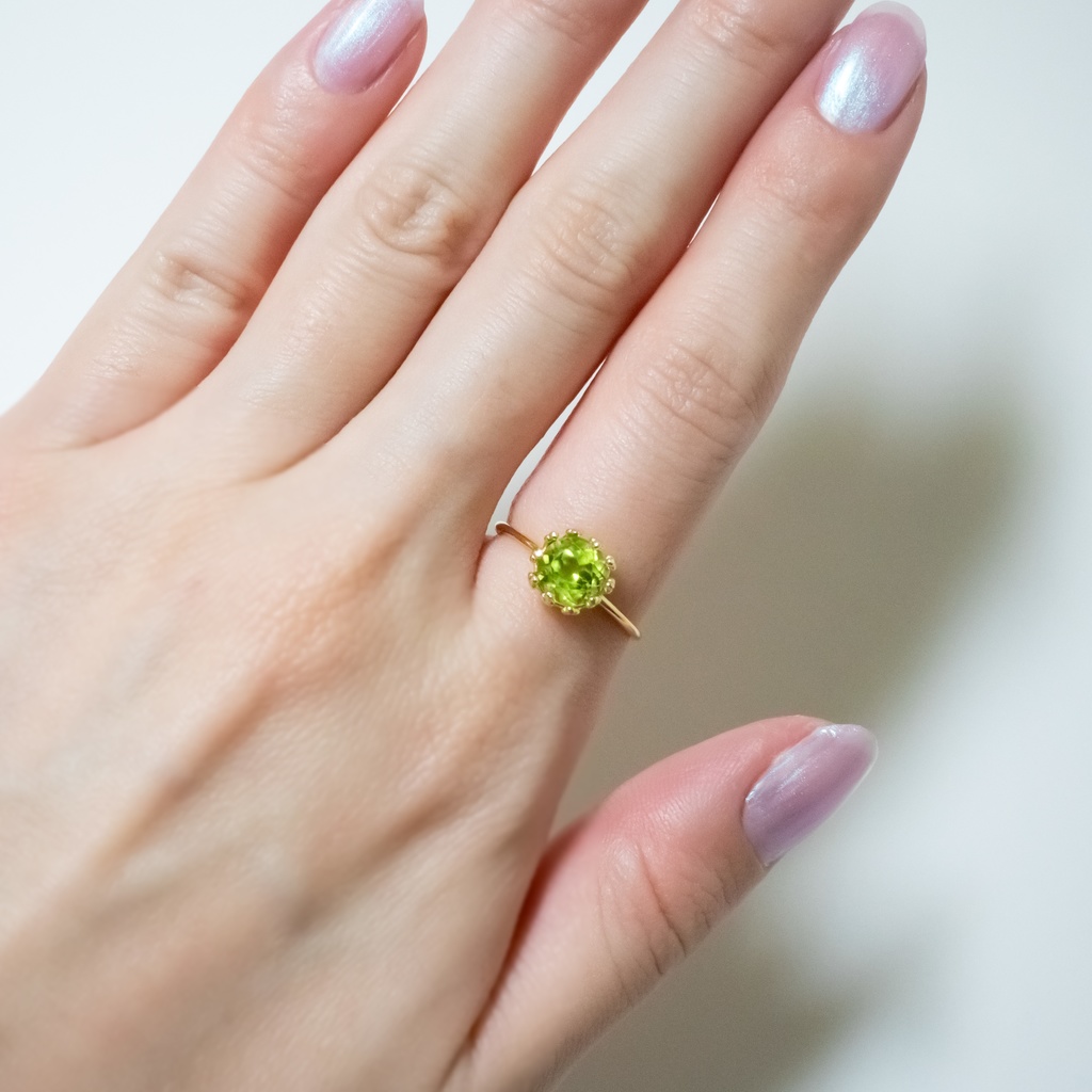推し色★推し誕生石★ ペリドット 天然石のクラウンリング【フリーサイズ】18KGP S925