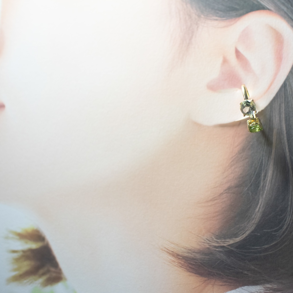 推し色★推しカプカラー★推し誕生石★ 天然石 ペリドット×グリーンアメジストのイヤーカフ【片耳用】