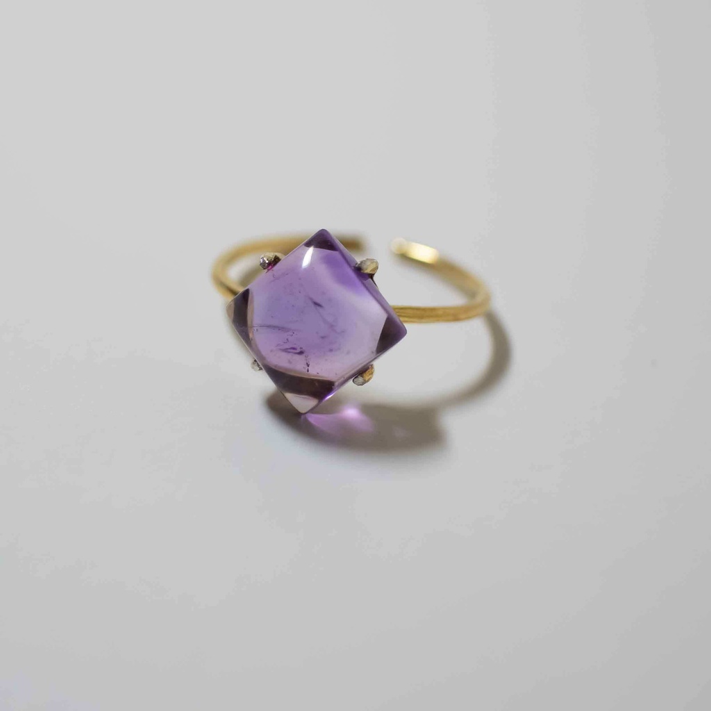 推し色★推し誕生石★ 天然石 アメジストの菱形リング【フリーサイズ】S925 18KGP