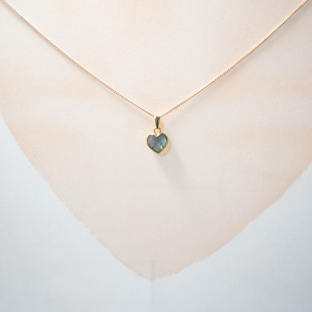 天然石 ラブラドライトのハート型 ネックレス【アジャスター付きで調節可能】